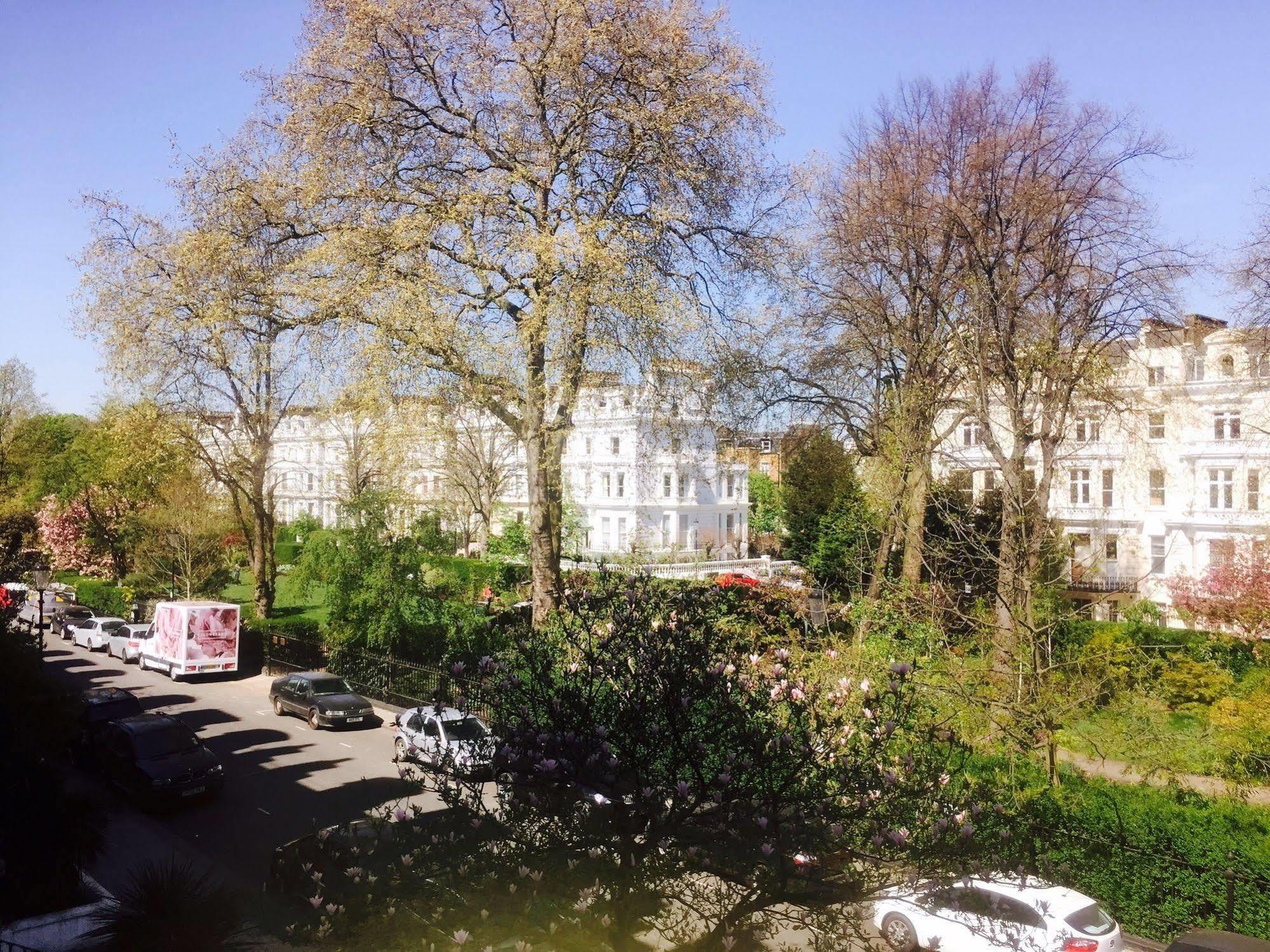 Blue Bells Hotel Londra Exterior foto